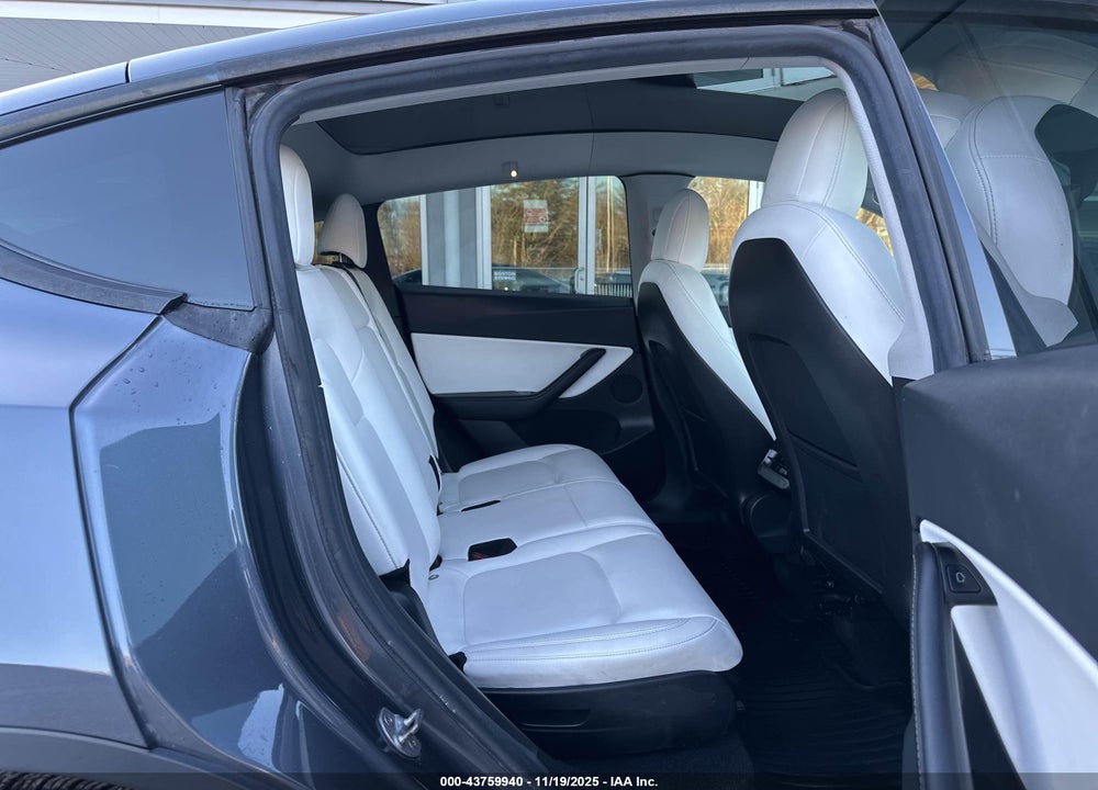 2021 TESLA MODEL Y VIN: 5YJYGAEE3MF144318