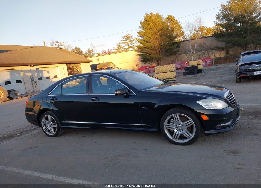 2012 MERCEDES-BENZ S 550 4MATIC VIN: WDDNG9EB5CA490682