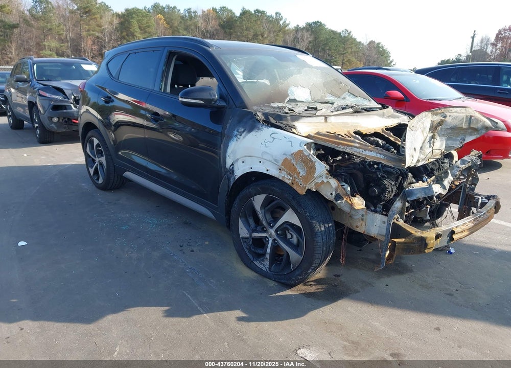2018 HYUNDAI TUCSON VALUE VIN: KM8J3CA26JU633816