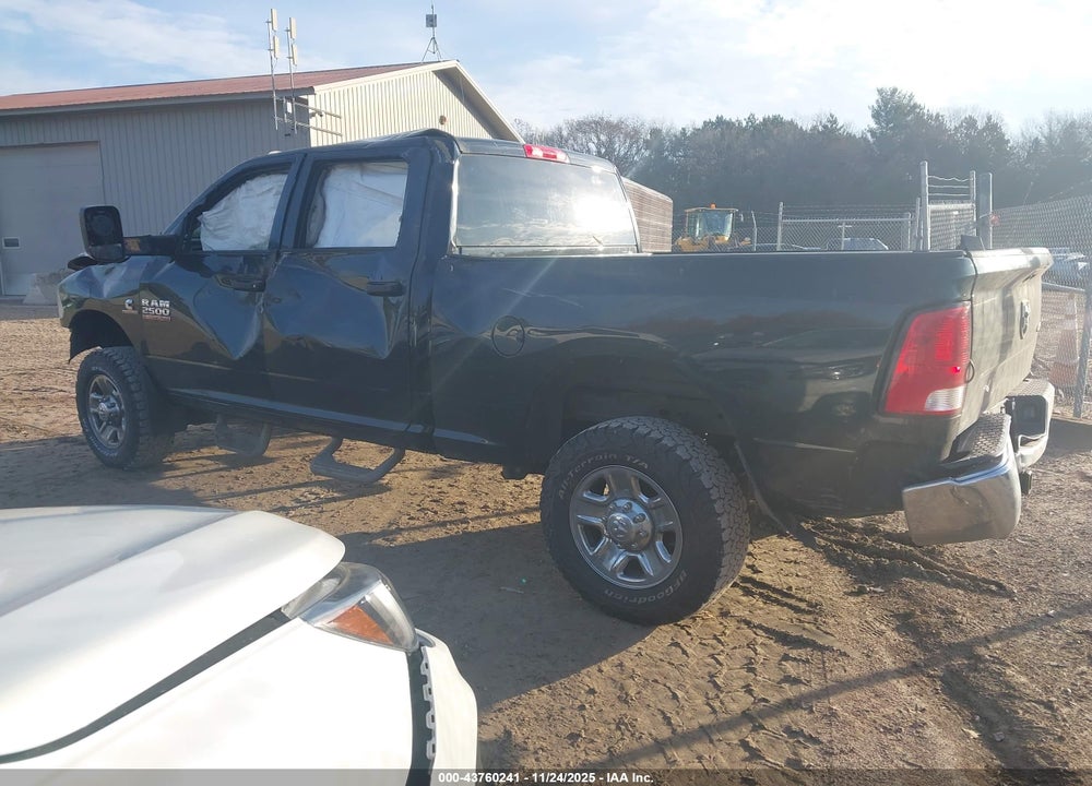 2018 RAM 2500 TRADESMAN  4X4 6'4 BOX VIN: 3C6UR5CL9JG366876