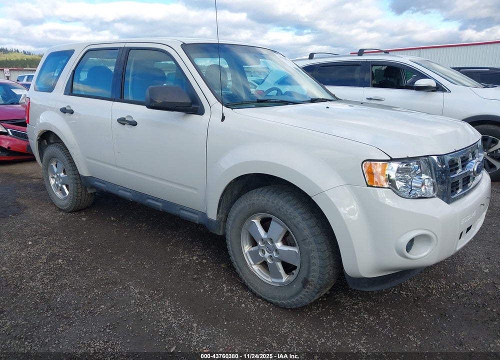 2011 FORD ESCAPE XLS VIN: 1FMCU0C70BKA56257