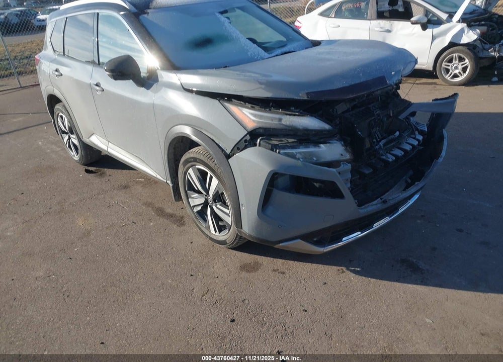 2021 NISSAN ROGUE PLATINUM INTELLIGENT AWD VIN: JN8AT3DD4MW301081