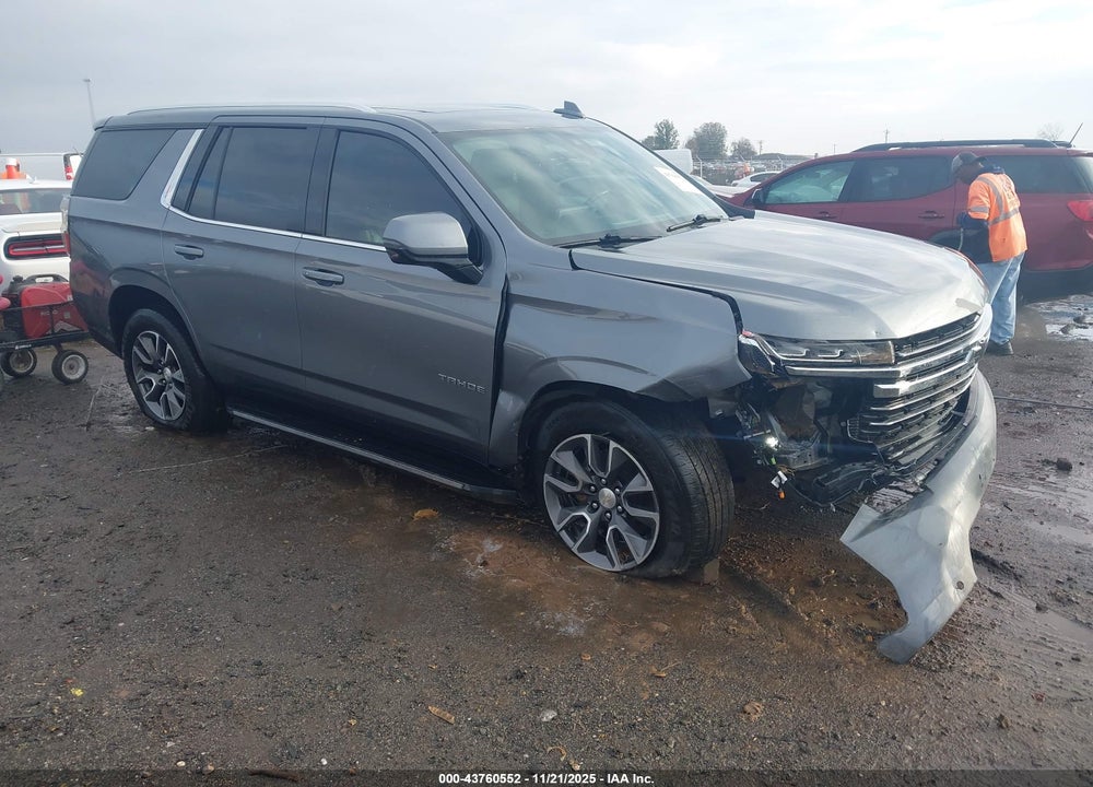 2021 CHEVROLET TAHOE 4WD LT VIN: 1GNSKNKD1MR128644