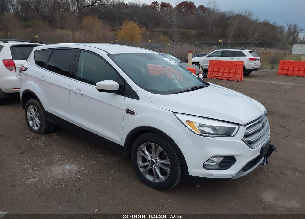 2017 FORD ESCAPE SE VIN: 1FMCU9GD6HUD16677