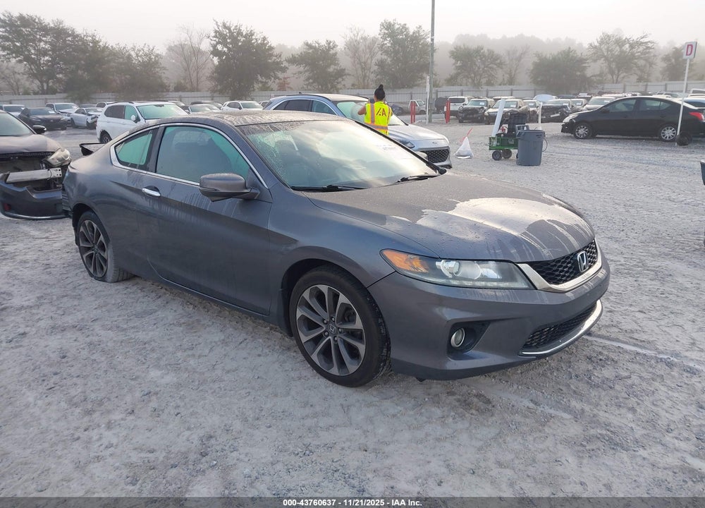 2013 HONDA ACCORD EX-L V-6 VIN: 1HGCT2B83DA002202