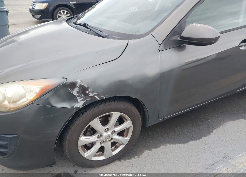 2010 MAZDA 3 I TOURING VIN: JM1BL1SG4A1165710