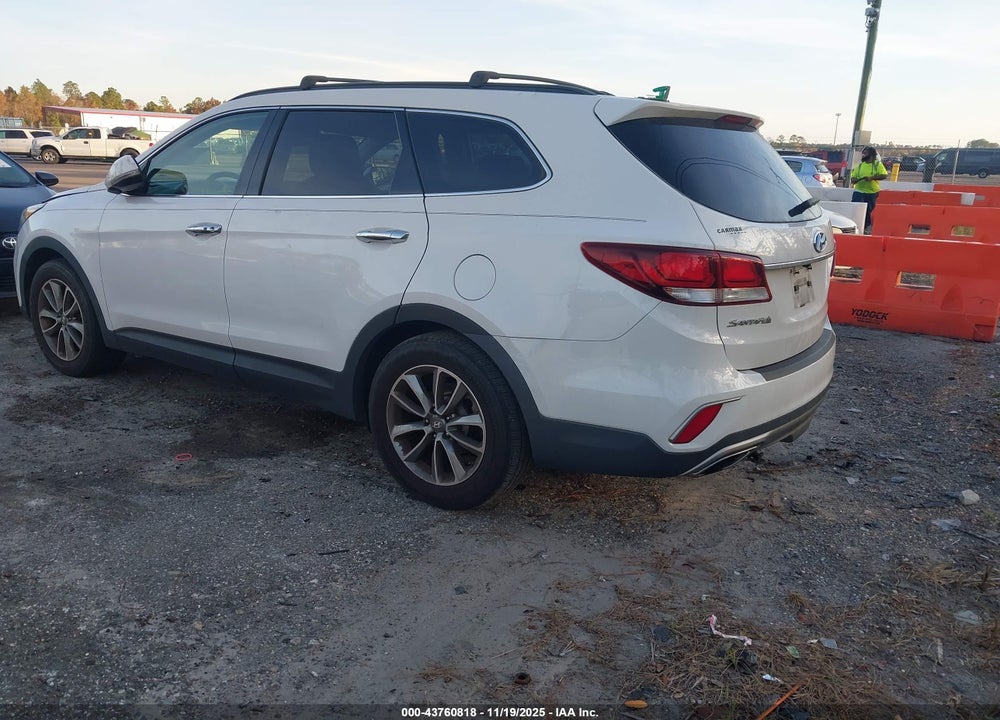 2017 HYUNDAI SANTA FE SE VIN: KM8SN4HF7HU211920