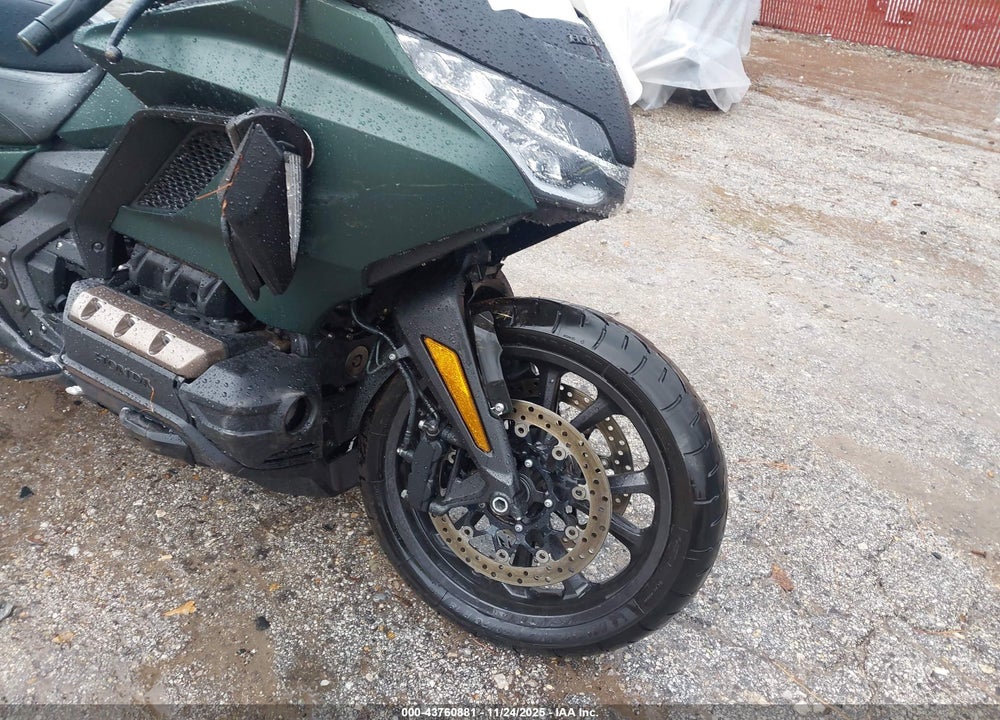 2024 HONDA GL1800 B VIN: JH2SC7910RK600238