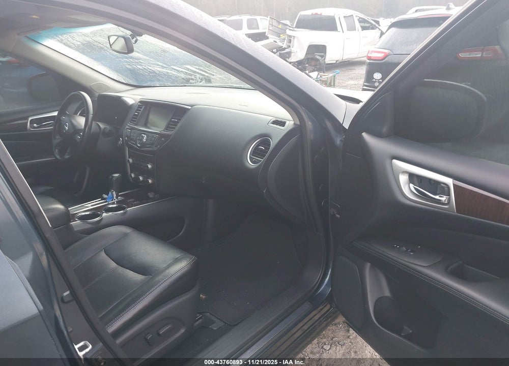 2014 NISSAN PATHFINDER SL VIN: 5N1AR2MN4EC621173