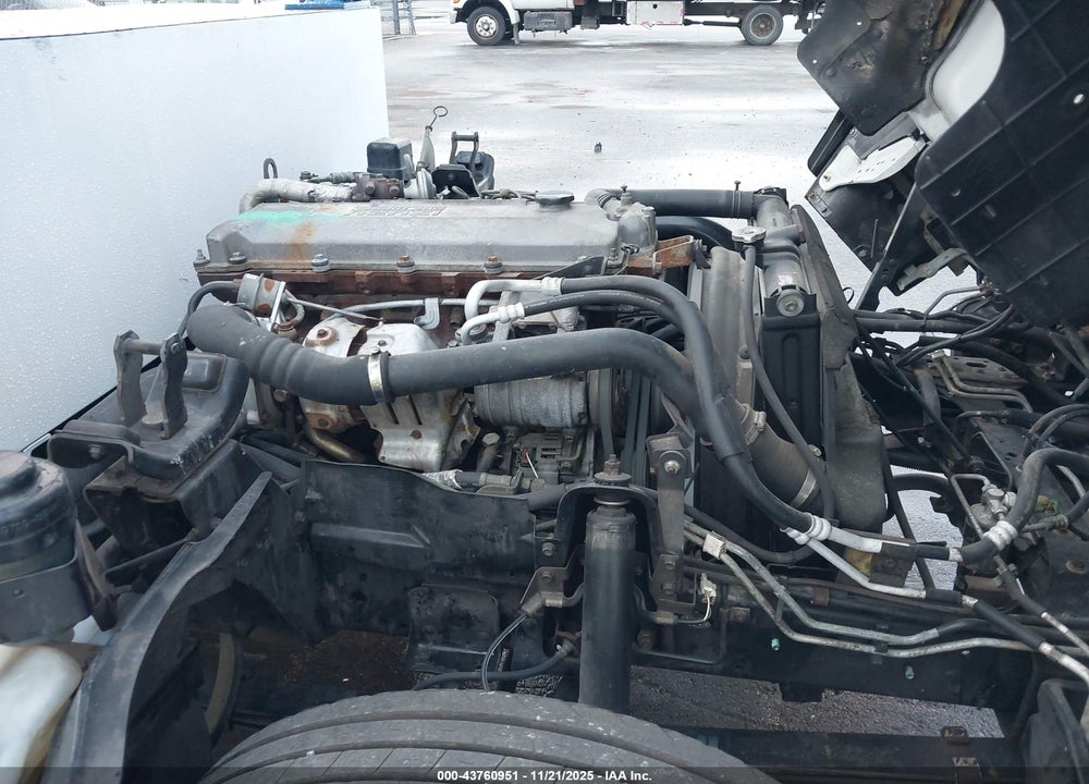 2001 ISUZU NPR VIN: JALB4B14317001287