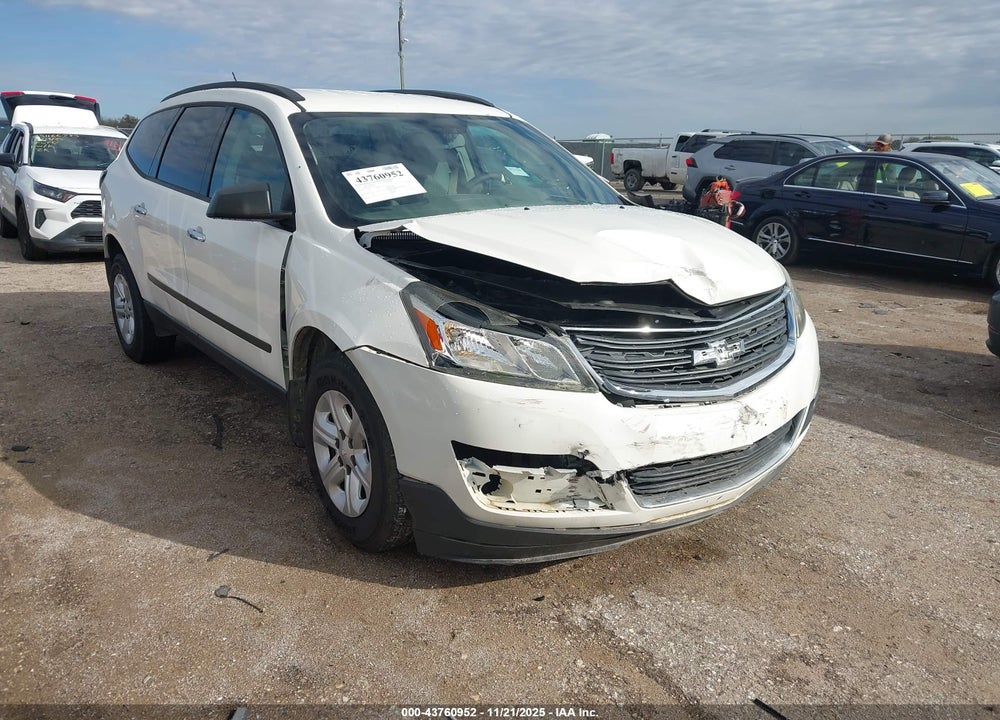 2013 CHEVROLET TRAVERSE LS VIN: 1GNKRFED4DJ138192