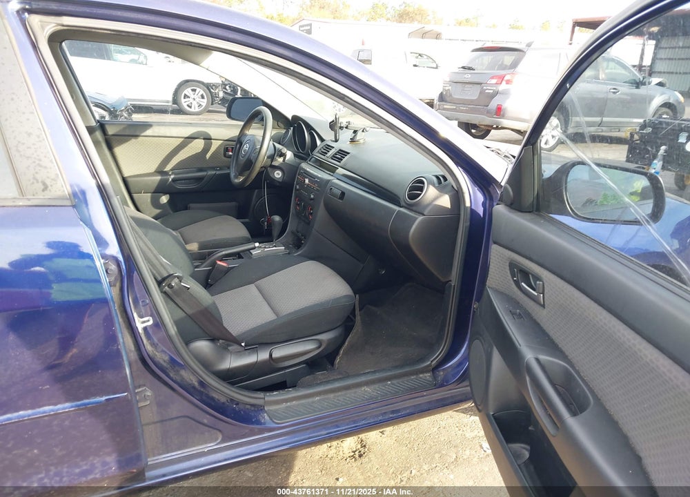 2006 MAZDA 3 I VIN: JM1BK12F961505564
