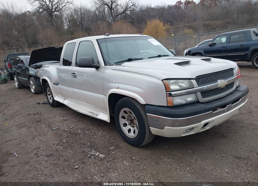 2005 CHEVROLET SILVERADO 1500 LT VIN: 1GCEC19T55Z122842