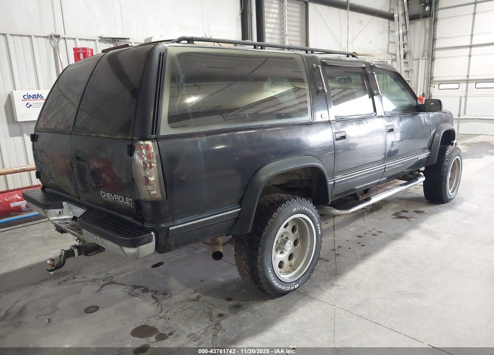 1994 CHEVROLET SUBURBAN K1500 VIN: 1GNFK16K7RJ324693