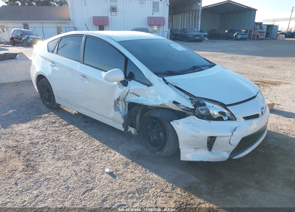 2013 TOYOTA PRIUS THREE VIN: JTDKN3DU7D1728441