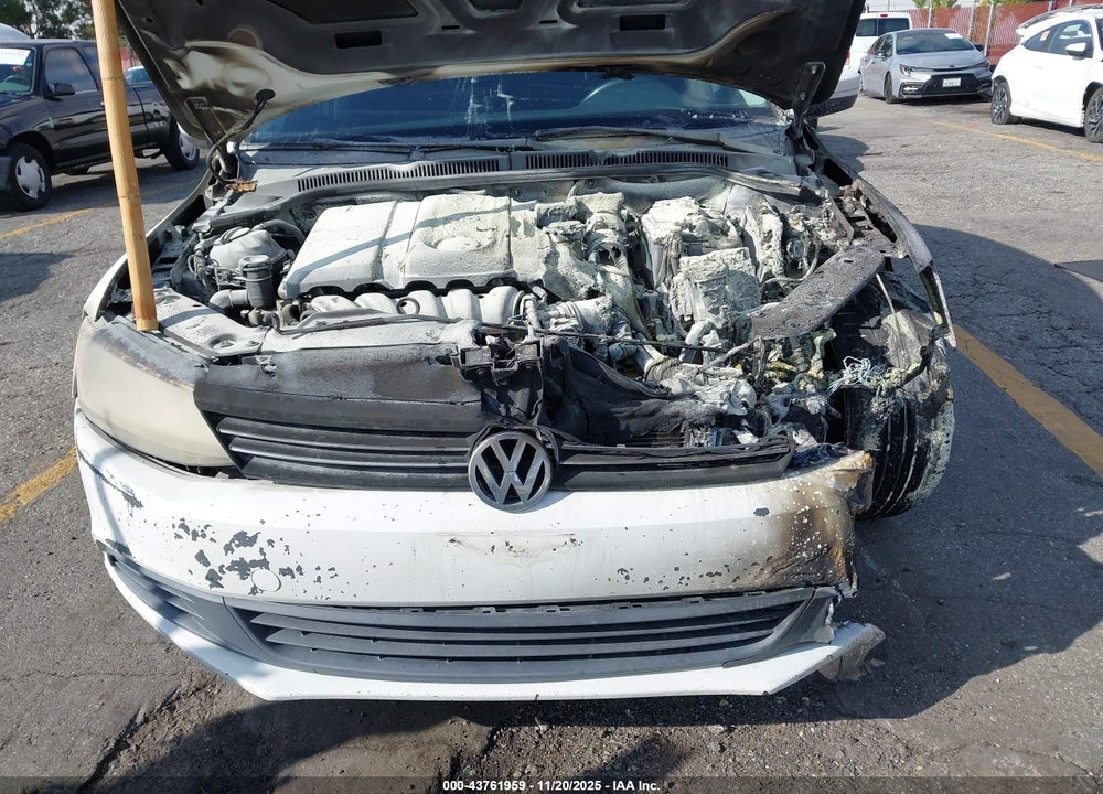 2012 VOLKSWAGEN JETTA 2.5L SE VIN: 3VWDP7AJ4CM398163