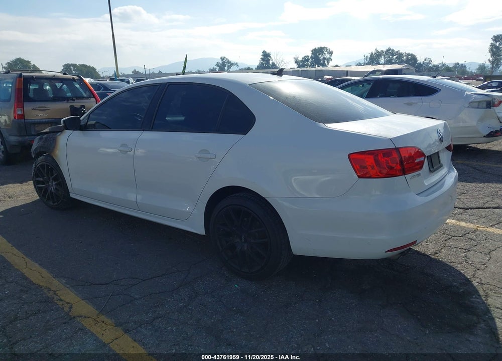 2012 VOLKSWAGEN JETTA 2.5L SE VIN: 3VWDP7AJ4CM398163