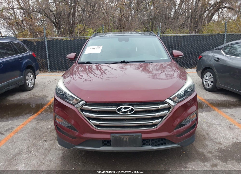 2016 HYUNDAI TUCSON LIMITED VIN: KM8J3CA22GU201135