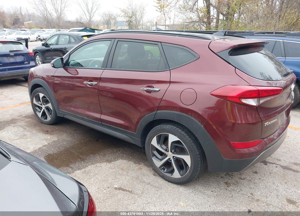 2016 HYUNDAI TUCSON LIMITED VIN: KM8J3CA22GU201135