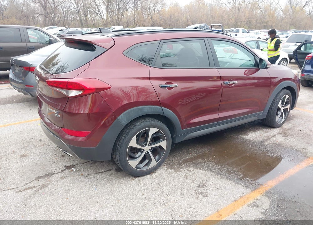 2016 HYUNDAI TUCSON LIMITED VIN: KM8J3CA22GU201135