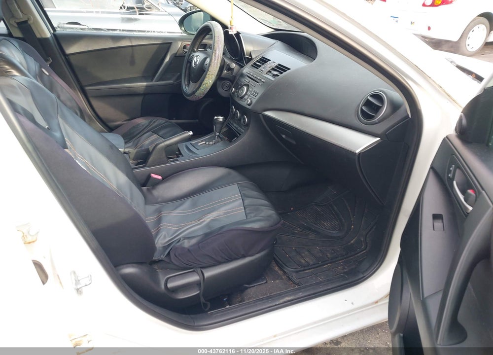 2013 MAZDA 3 I TOURING VIN: JM1BL1L8XD1712233