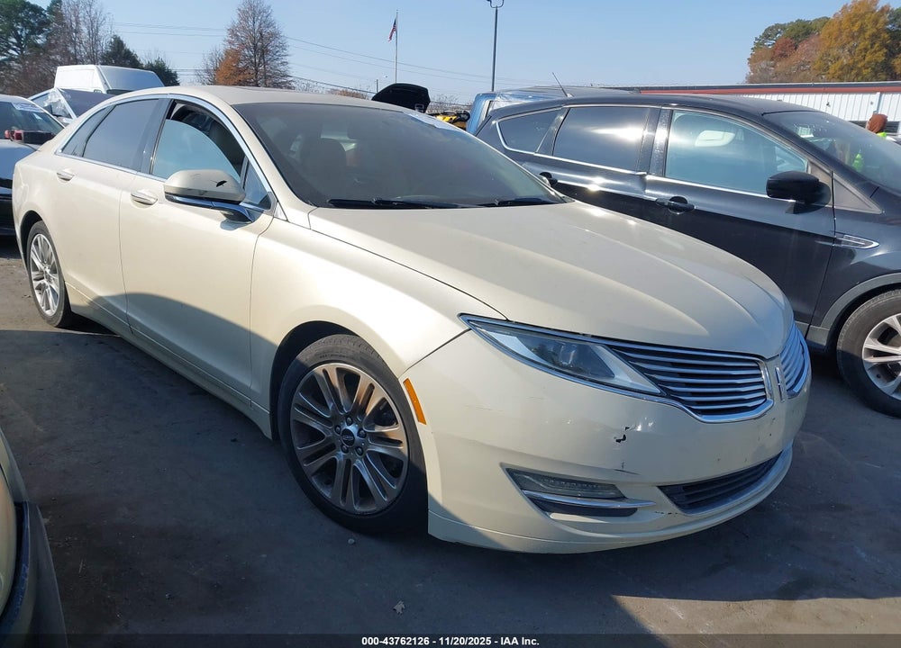 2016 LINCOLN MKZ VIN: 3LN6L2J94GR611830