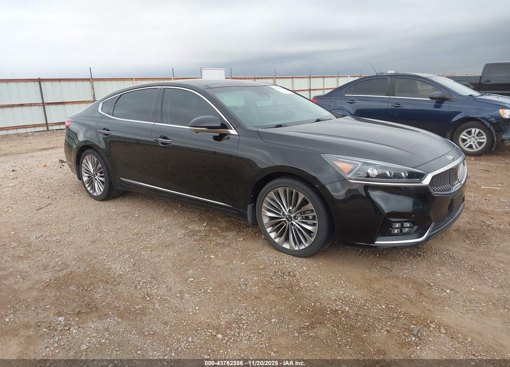 2017 KIA CADENZA LIMITED VIN: KNALC4J15H5058071