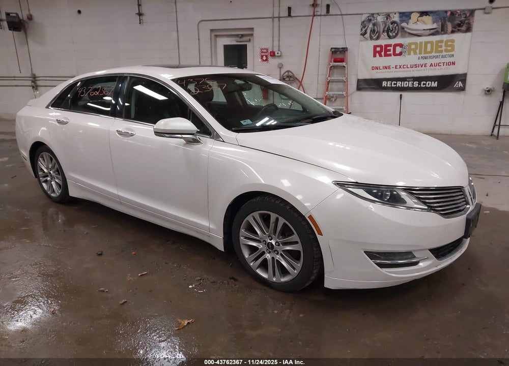 2014 LINCOLN MKZ VIN: 3LN6L2J97ER833016