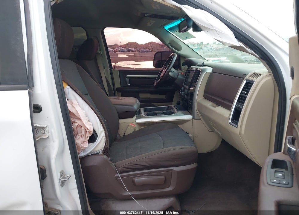 2015 RAM 1500 VIN: 1C6RR7LT1FS749521
