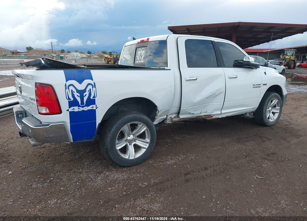 2015 RAM 1500 VIN: 1C6RR7LT1FS749521