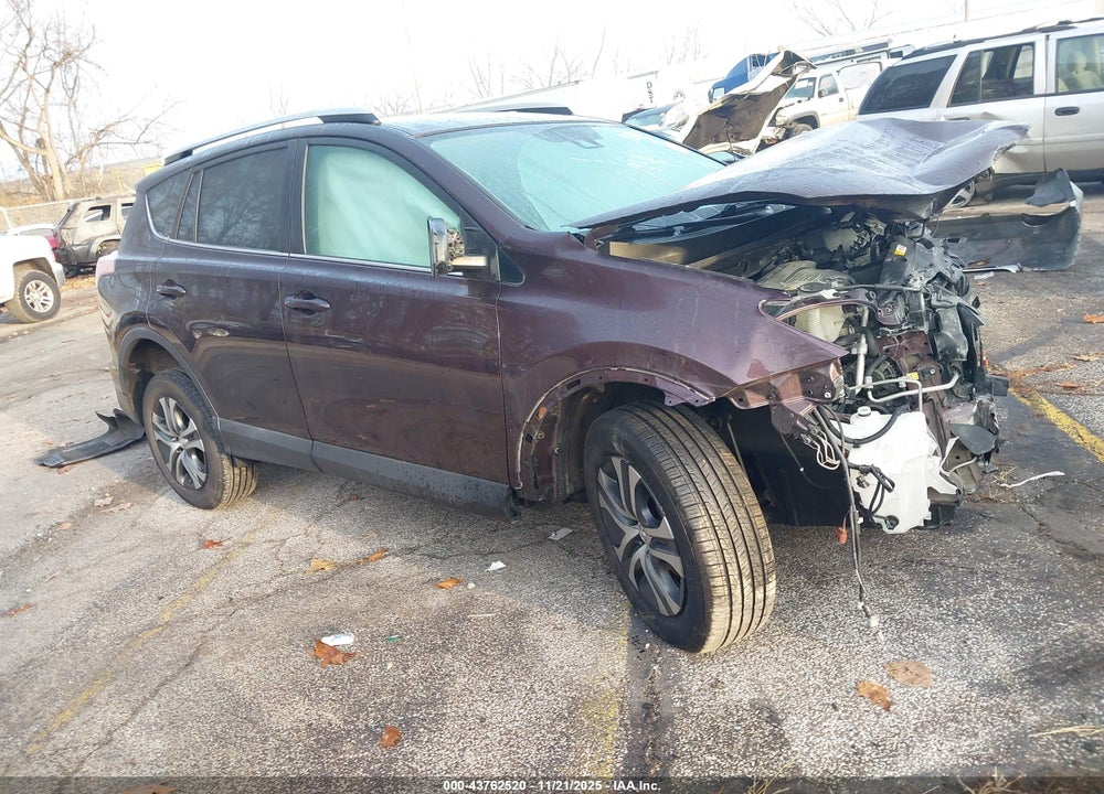 2018 TOYOTA RAV4 LE VIN: 2T3ZFREV1JW522874