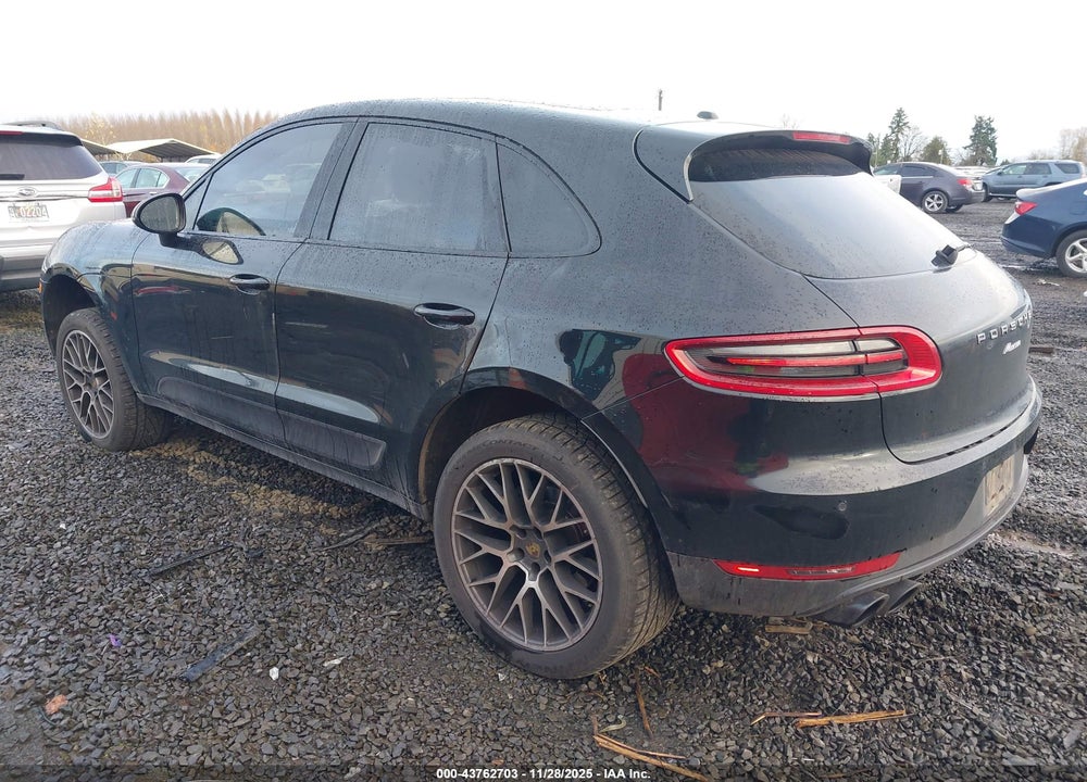 2018 PORSCHE MACAN SPORT EDITION VIN: WP1AA2A57JLB21520