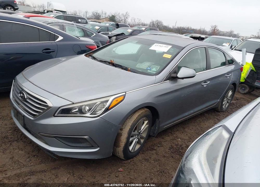 2016 HYUNDAI SONATA SE VIN: 5NPE24AF2GH302865