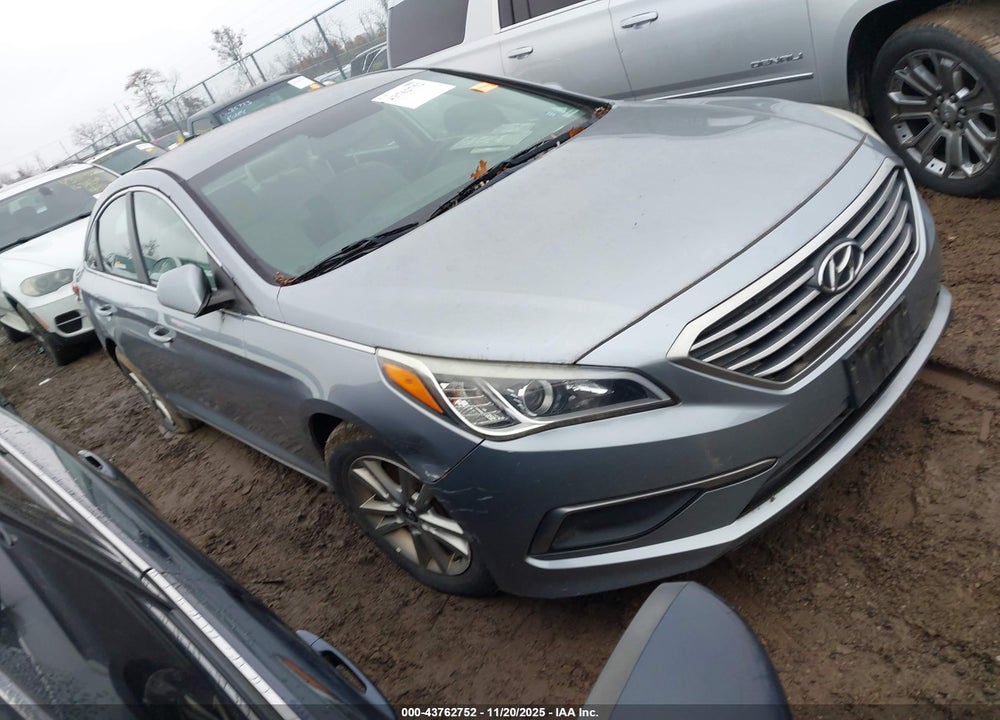 2016 HYUNDAI SONATA SE VIN: 5NPE24AF2GH302865