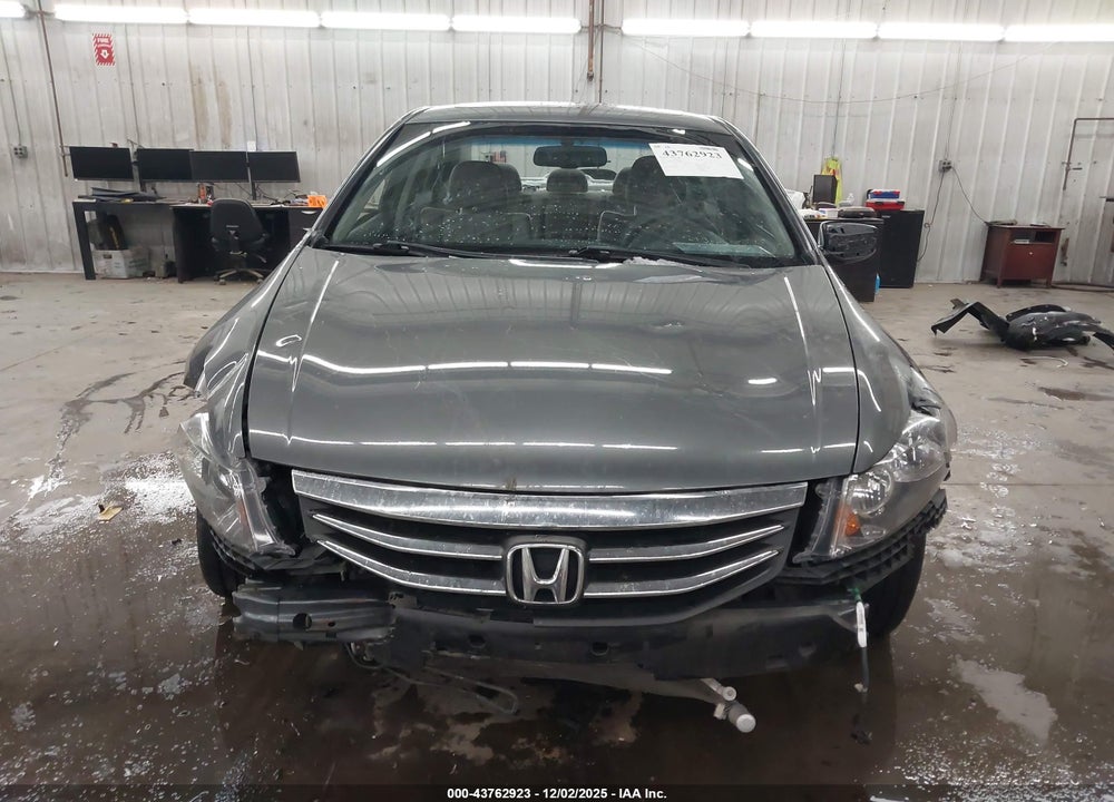 2012 HONDA ACCORD 2.4 EX-L VIN: 1HGCP2F83CA060842