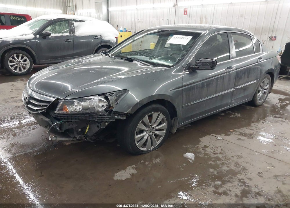 2012 HONDA ACCORD 2.4 EX-L VIN: 1HGCP2F83CA060842