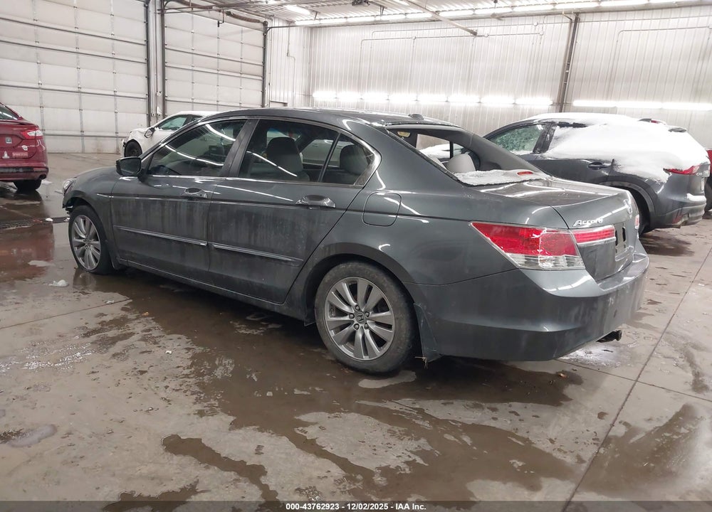 2012 HONDA ACCORD 2.4 EX-L VIN: 1HGCP2F83CA060842