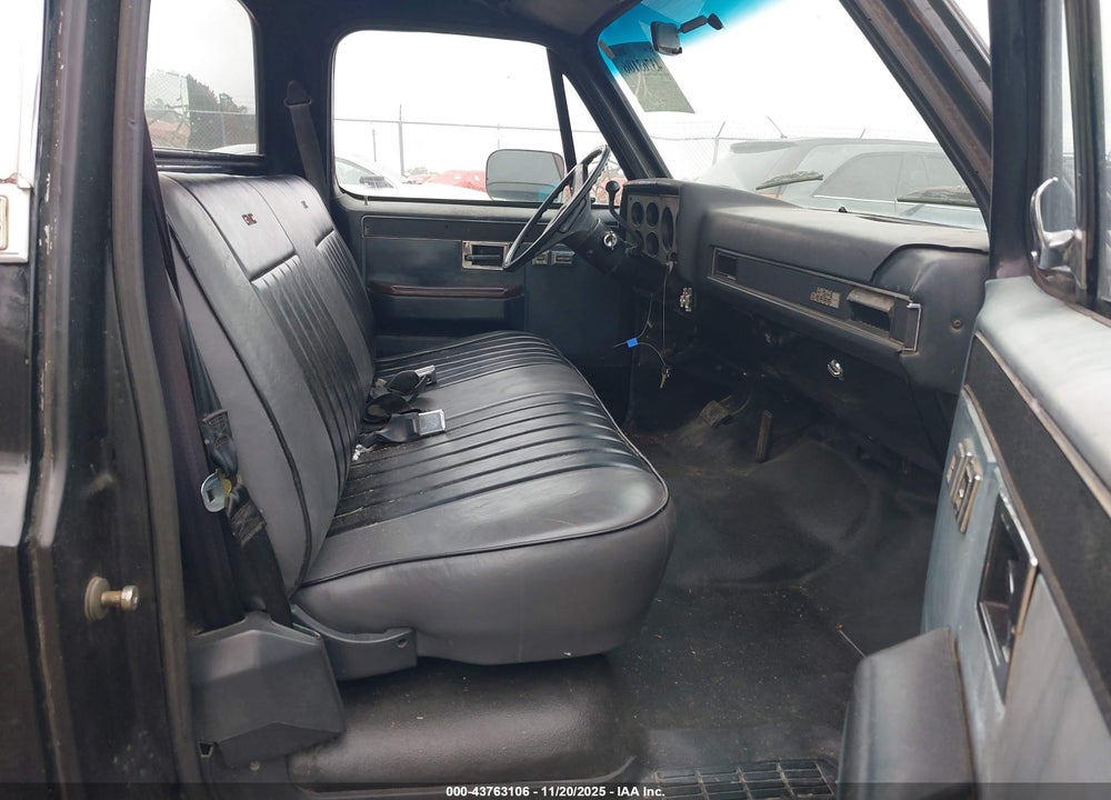 1985 GMC C1500 VIN: 2GTDC14H2F1544172