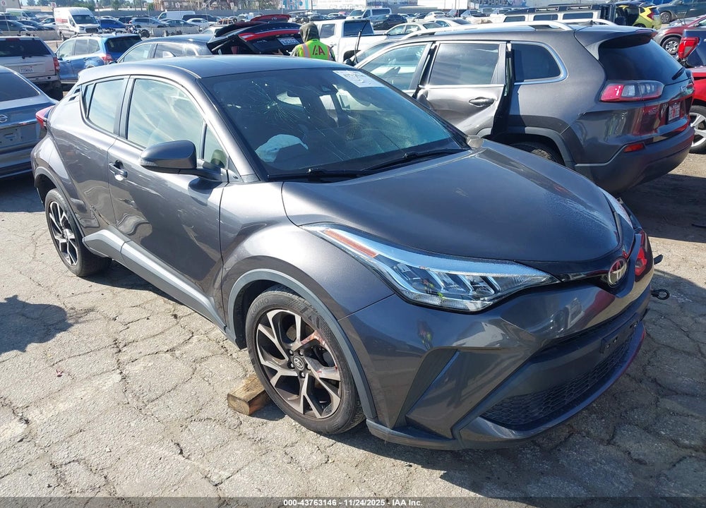 2020 TOYOTA C-HR XLE VIN: JTNKHMBX5L1075564
