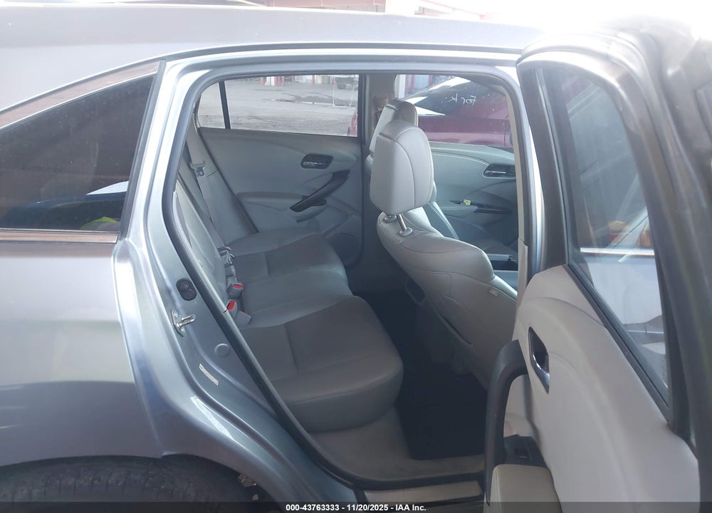 2017 ACURA RDX VIN: 5J8TB3H57HL021464