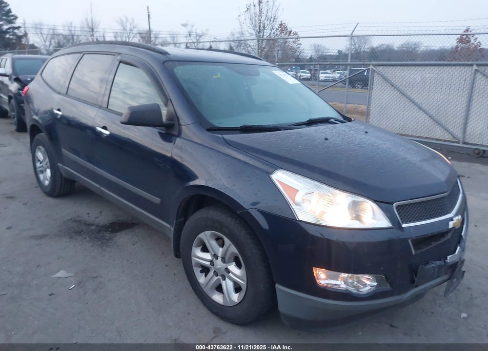 2012 CHEVROLET TRAVERSE LS VIN: 1GNKVFED2CJ288831