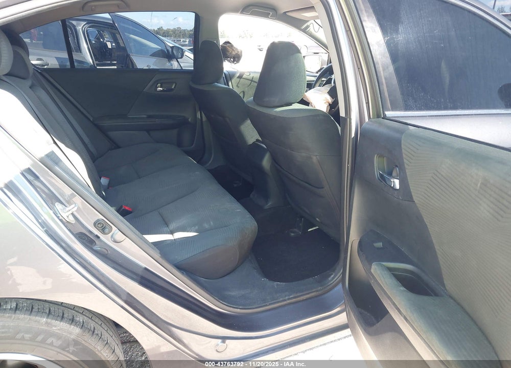 2017 HONDA ACCORD LX VIN: 1HGCR2F37HA217004
