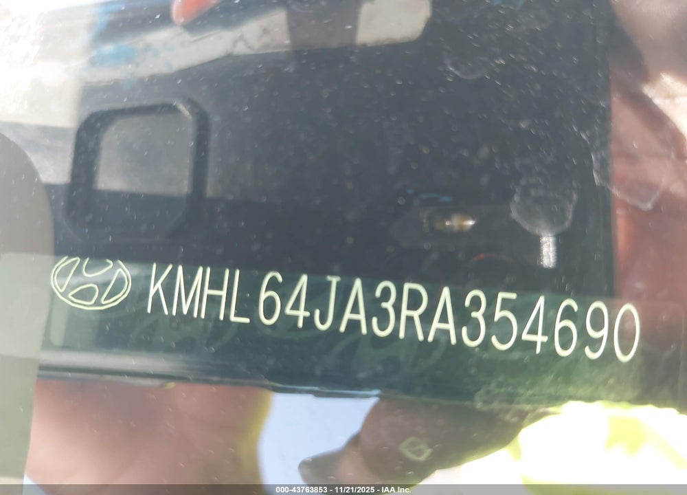 2024 HYUNDAI SONATA VIN: KMHL64JA3RA354690
