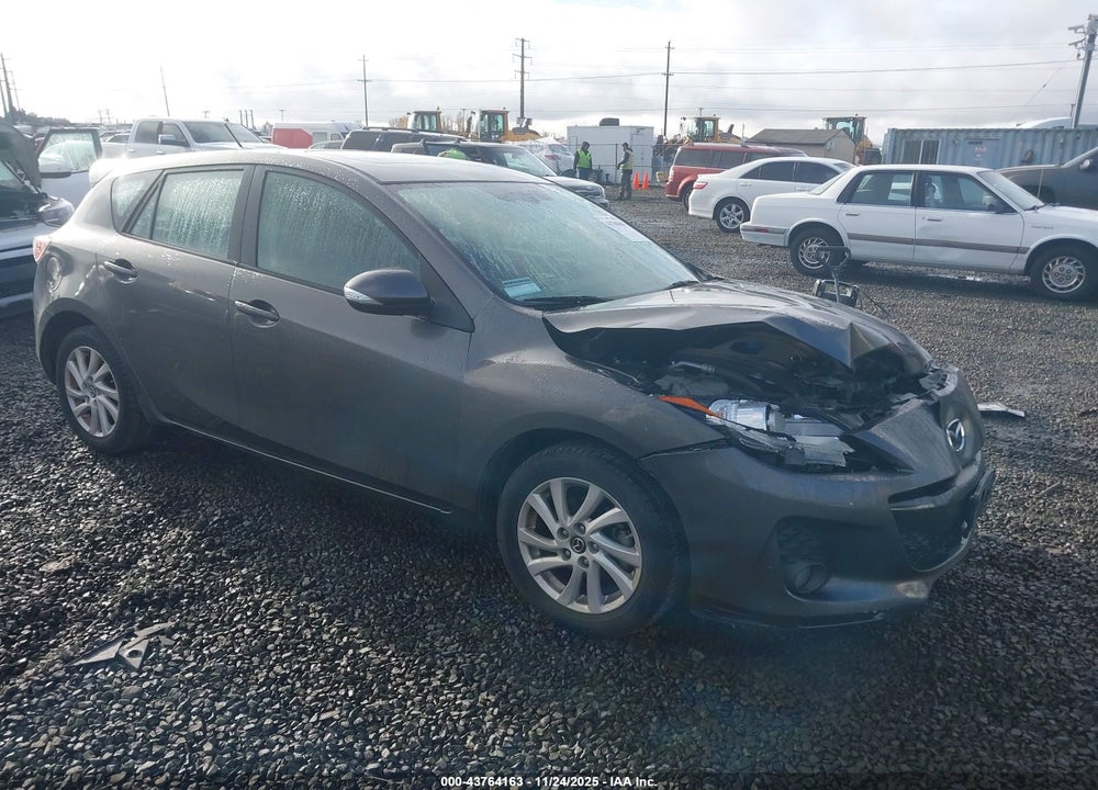 2013 MAZDA 3 I GRAND TOURING VIN: JM1BL1MP6D1834805