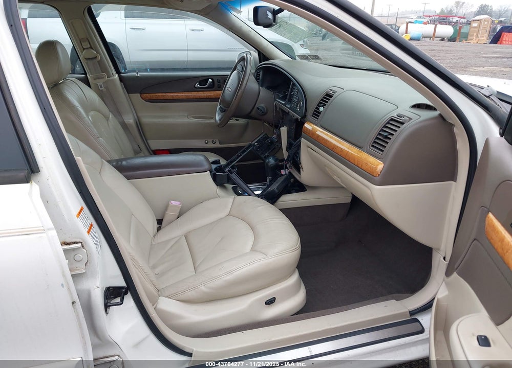 1999 LINCOLN CONTINENTAL VIN: 1LNHM97VXXY703416