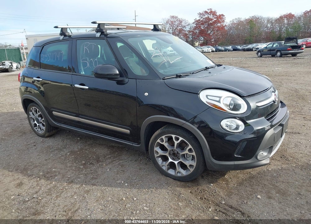 2014 FIAT 500L TREKKING VIN: ZFBCFADH7EZ007082