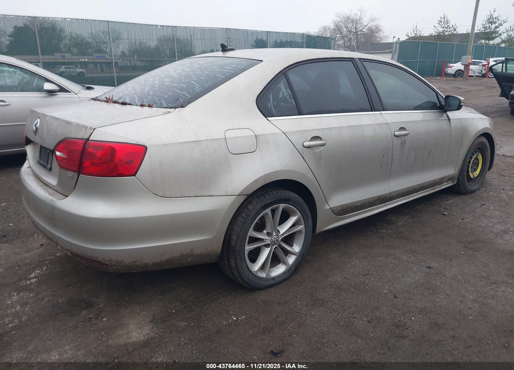 2014 VOLKSWAGEN JETTA 1.8T SE VIN: 3VWD17AJ6EM213678