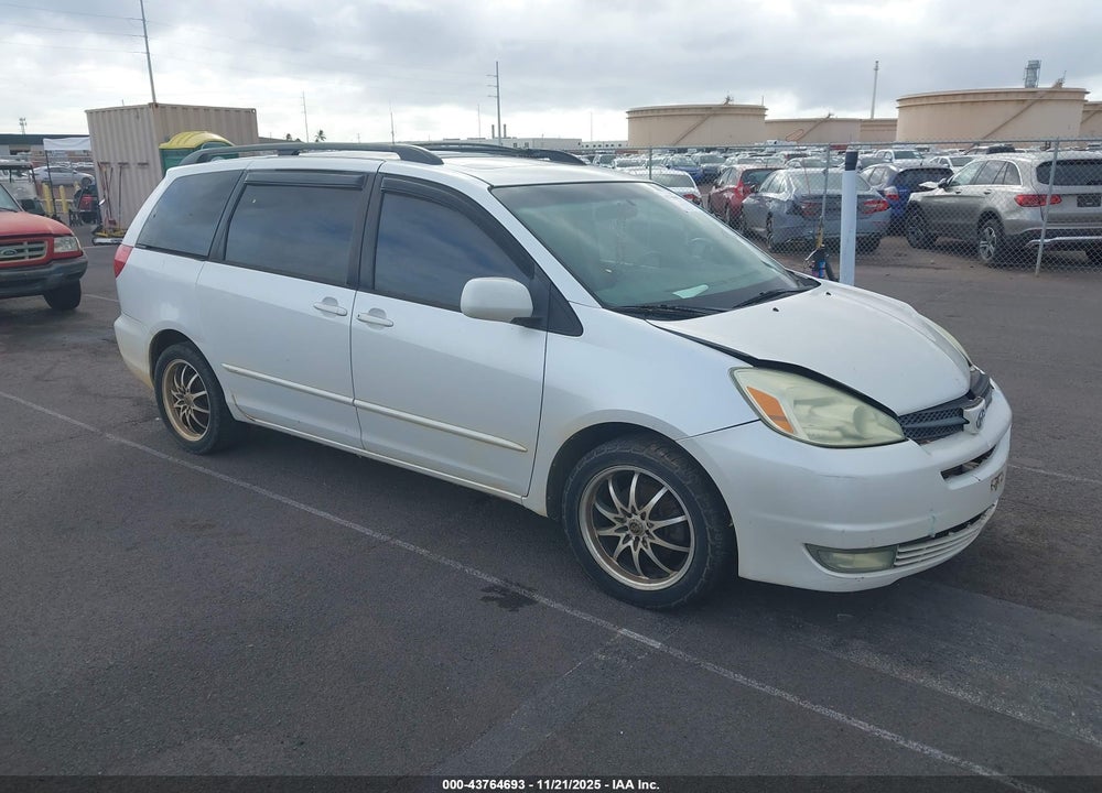 2004 TOYOTA SIENNA XLE VIN: 5TDZA22C44S120331
