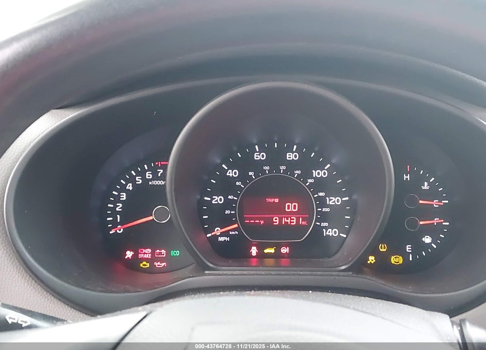 2014 KIA SOUL + VIN: KNDJP3A50E7705360