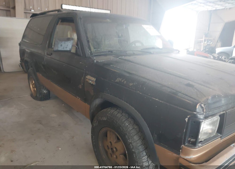 1989 GMC S15 JIMMY VIN: 1GKCT18ZXK8512287